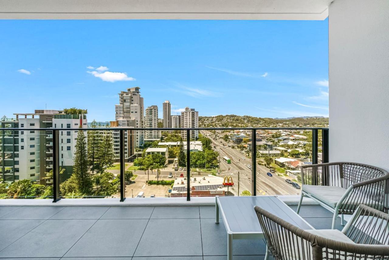 Apartment 'azure Alcove' A Stylish Haven In Burleigh's Embrace *