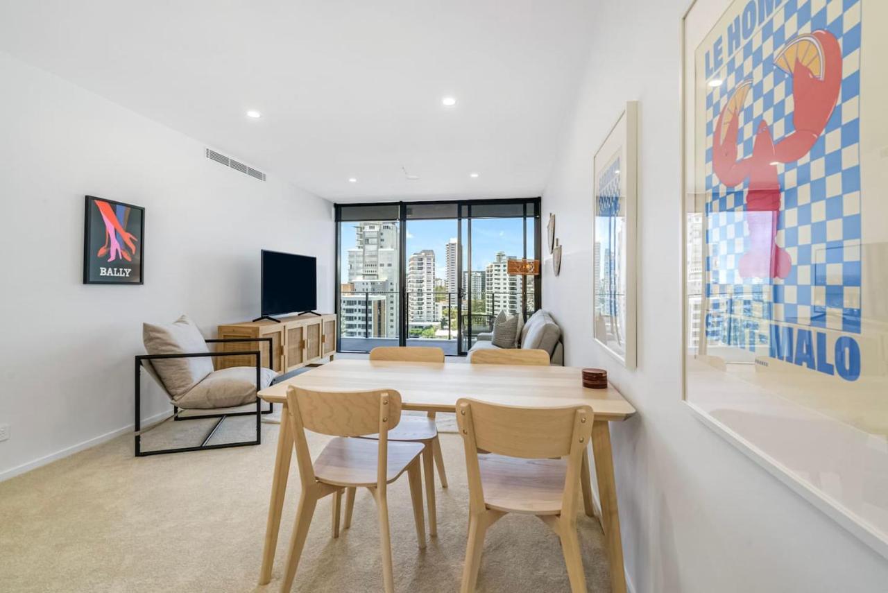 Apartment 'azure Alcove' A Stylish Haven In Burleigh's Embrace Gold Coast